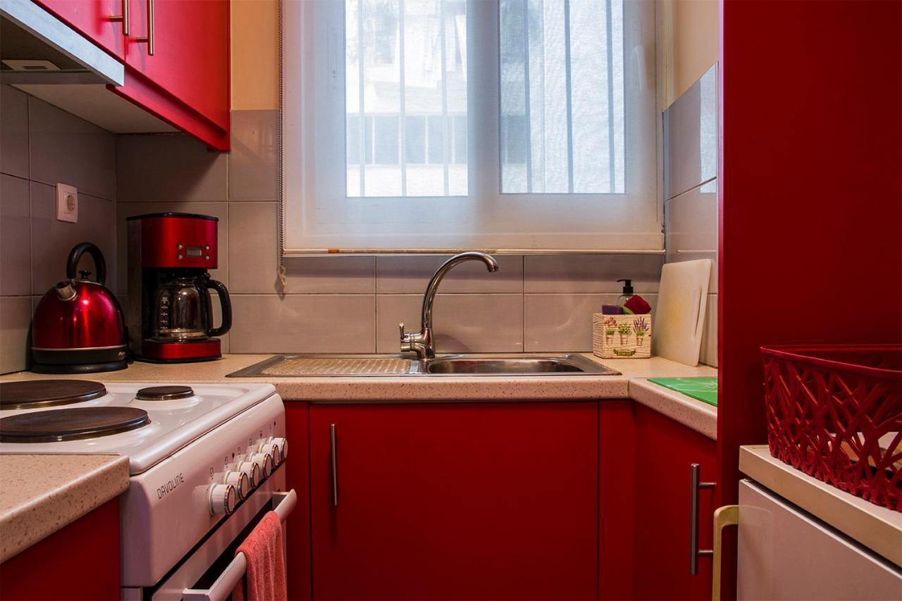 City Stay Close To The Metro A Charming Flat Афины Экстерьер фото