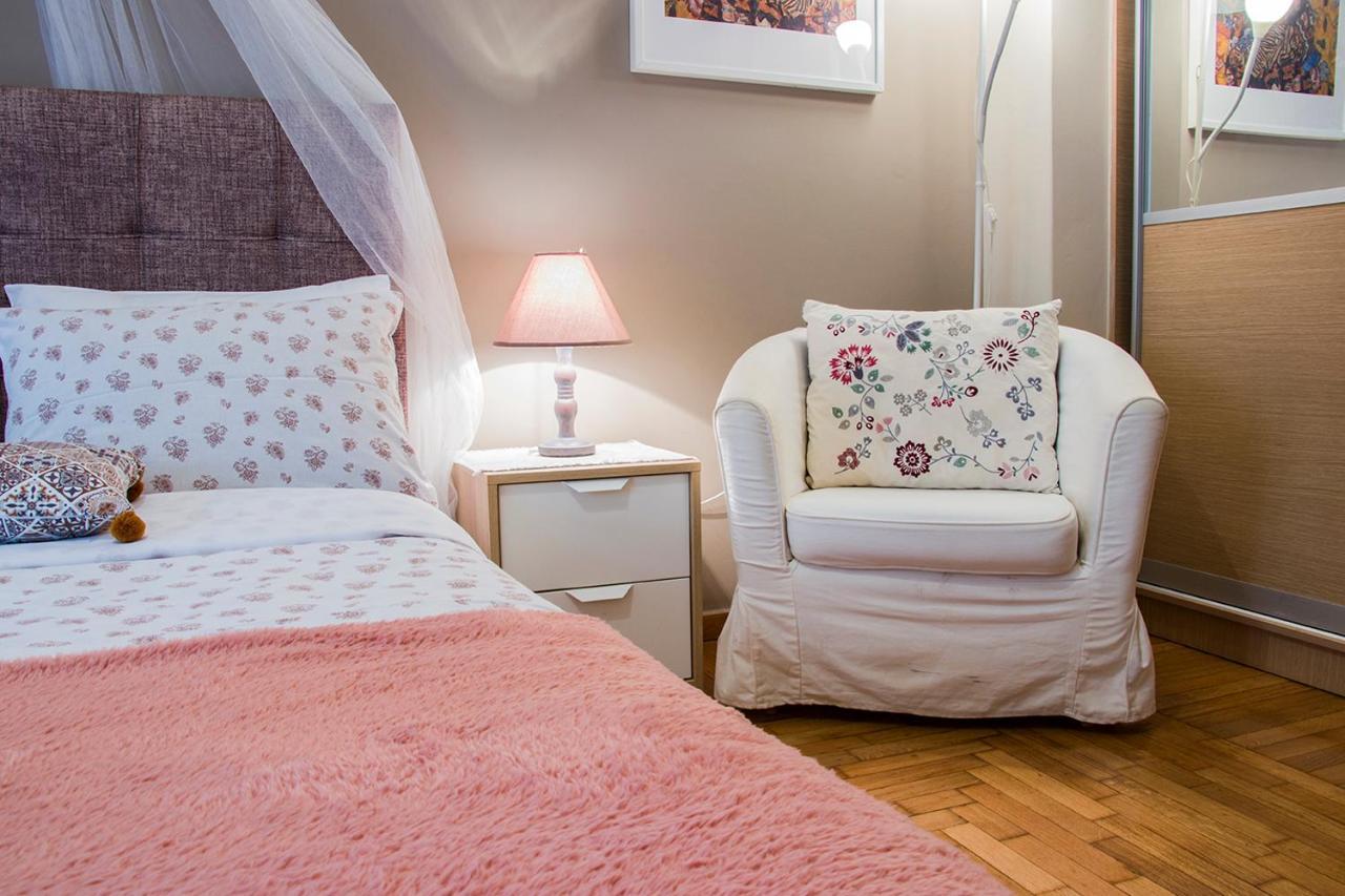 City Stay Close To The Metro A Charming Flat Афины Экстерьер фото