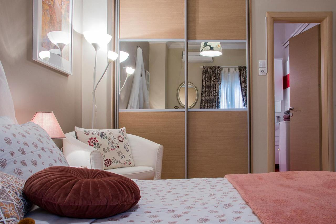 City Stay Close To The Metro A Charming Flat Афины Экстерьер фото